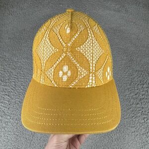 Portia Snapback Women's Trucker Hat Yellow/ Mesh Pistil